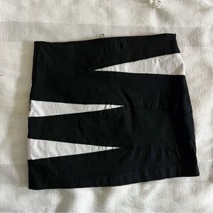 Vintage Y2K Charlotte Russe black and white spandex bondage‎ mini skirt stretch